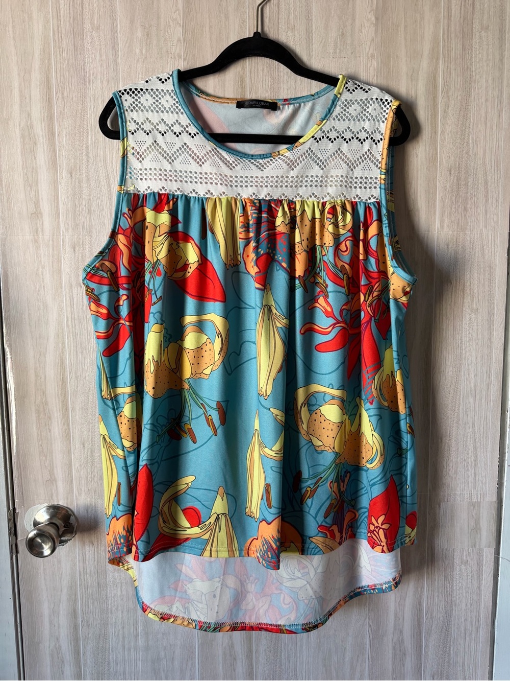 ♥️Lace Yoke Floral Tank Top - Teal & Red